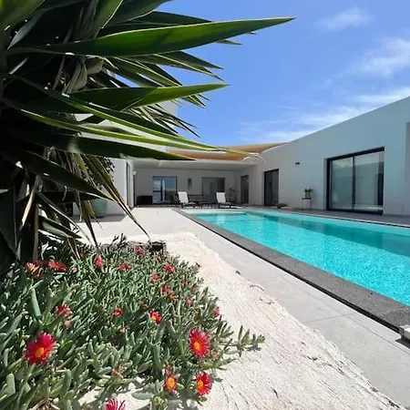 Maison Au Pied Du Calderon Hondo Avec Piscine Chauffee Villa Lajares