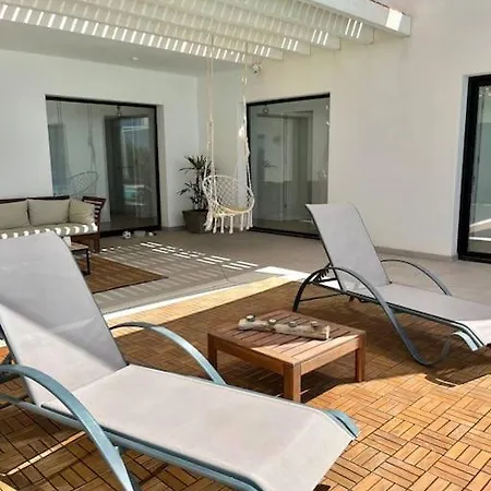 Maison Au Pied Du Calderon Hondo Avec Piscine Chauffee Villa