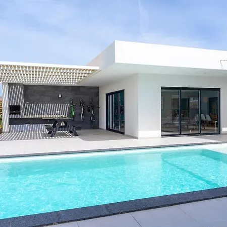 Maison Au Pied Du Calderon Hondo Avec Piscine Chauffee